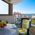 Апартаменти With Parking Space - Diklo, - 5887 Задар