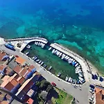 With Parking Space - Diklo, - 5887 Задар
