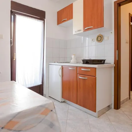 Apartament With Parking Space - Diklo, - 5887 *