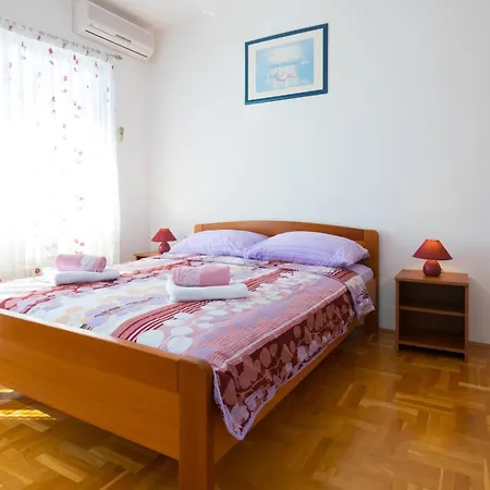 With Parking Space - Diklo, - 5887 Appartamento Zara